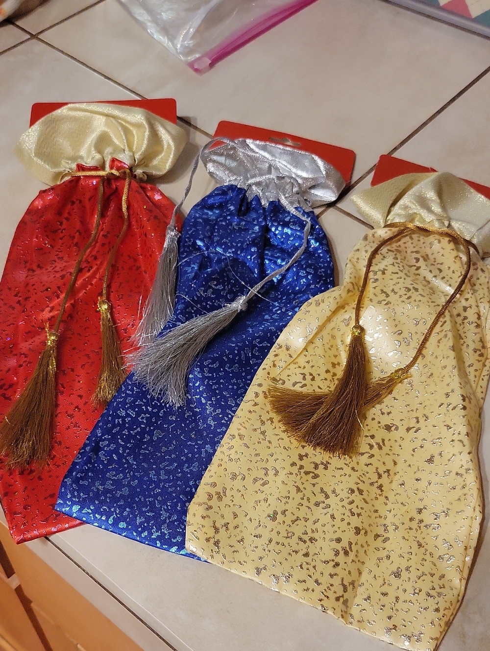 Set Of 3 Holiday Shimmer Cloth Drawstring Wine Bags